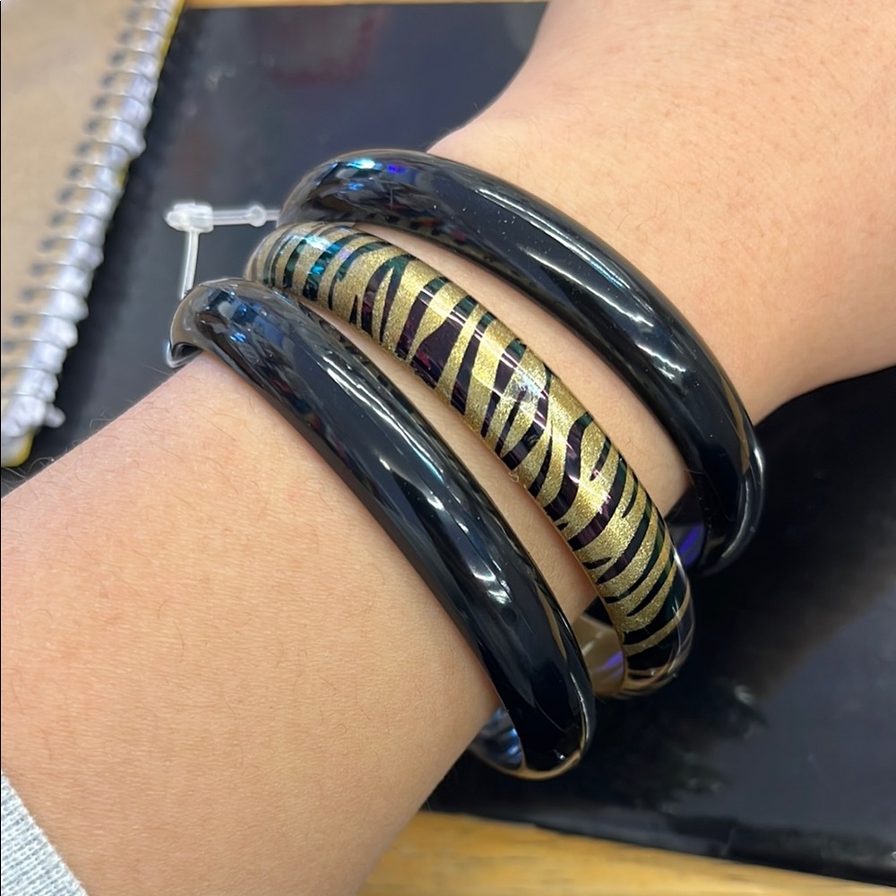 **bundle 3 for $15** Black and Gold/Silver Bangle Set